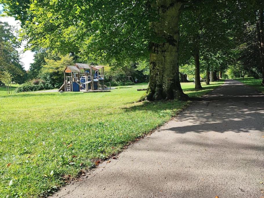 -Stadthaus Ida- Mit Grosser Dachterasse, Am Schlosspark, Luftkurort Kisslegg, Boxspringbetten, Kaffeevollautomat, Smarttv, Familienfreundlich, Grosszuegig, Zentral Exterior photo