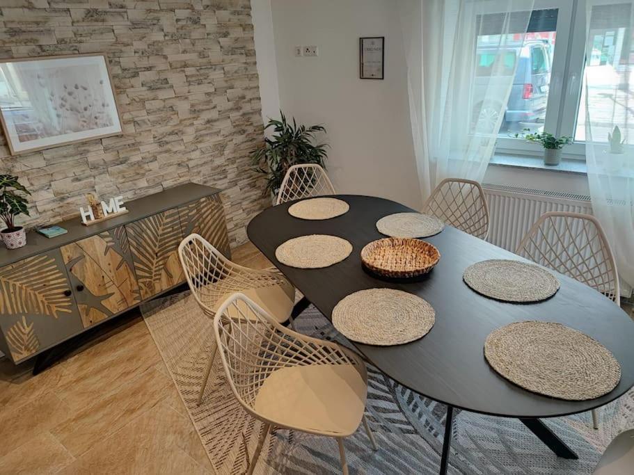 -Stadthaus Ida- Mit Grosser Dachterasse, Am Schlosspark, Luftkurort Kisslegg, Boxspringbetten, Kaffeevollautomat, Smarttv, Familienfreundlich, Grosszuegig, Zentral Exterior photo