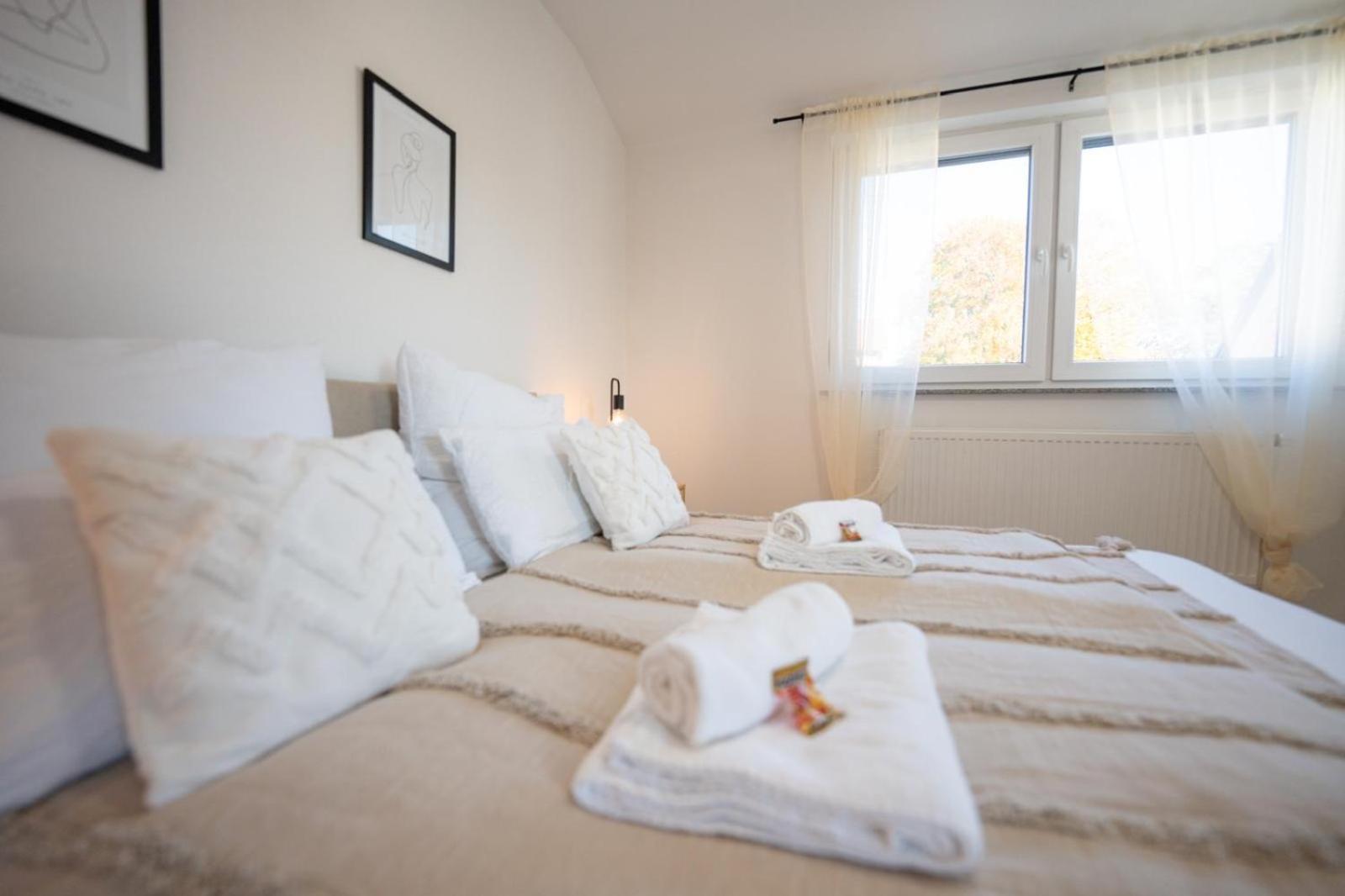 -Stadthaus Ida- Mit Grosser Dachterasse, Am Schlosspark, Luftkurort Kisslegg, Boxspringbetten, Kaffeevollautomat, Smarttv, Familienfreundlich, Grosszuegig, Zentral Exterior photo